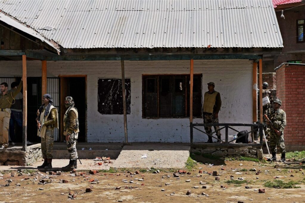 Chhattisgarh: CRPF Jawan on Poll Duty Killed in Accidental Explosion of Grenade Launcher Shell