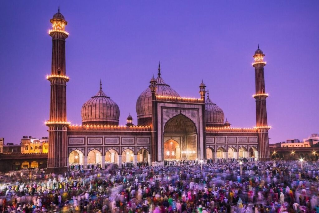 Eid To Be Celebrated in Kerala, J&K On Wednesday; Rest of The Country on Apr 11