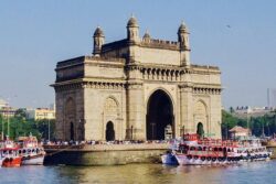 Mumbai Offices, Factories Must Give Paid Holiday or 2-hour Recess to Staff on Voting Day: Collector