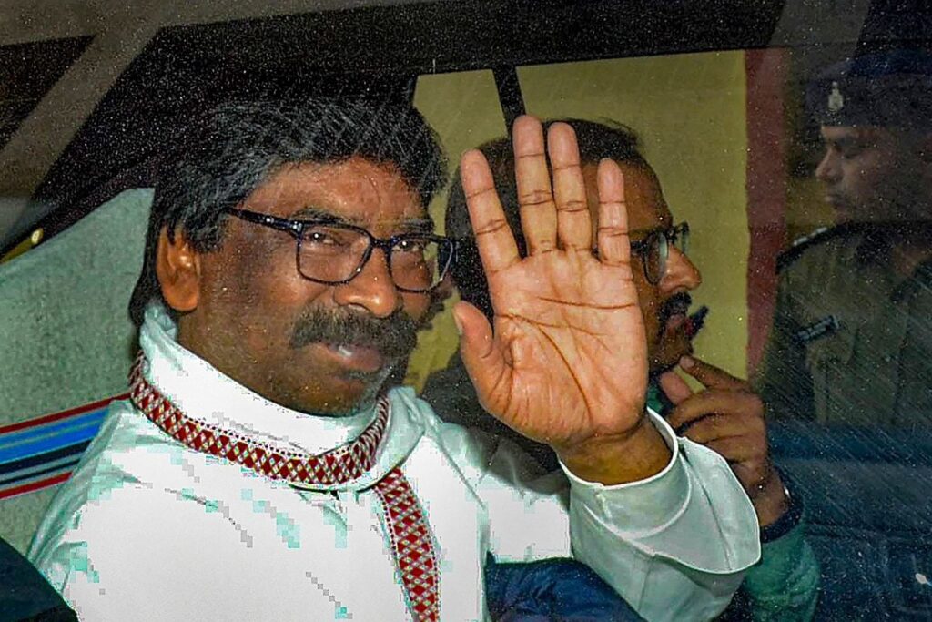 Ex-Jharkhand CM Hemant Soren Moves SC, Says HC Not Pronouncing Verdict on His Plea Against Arrest