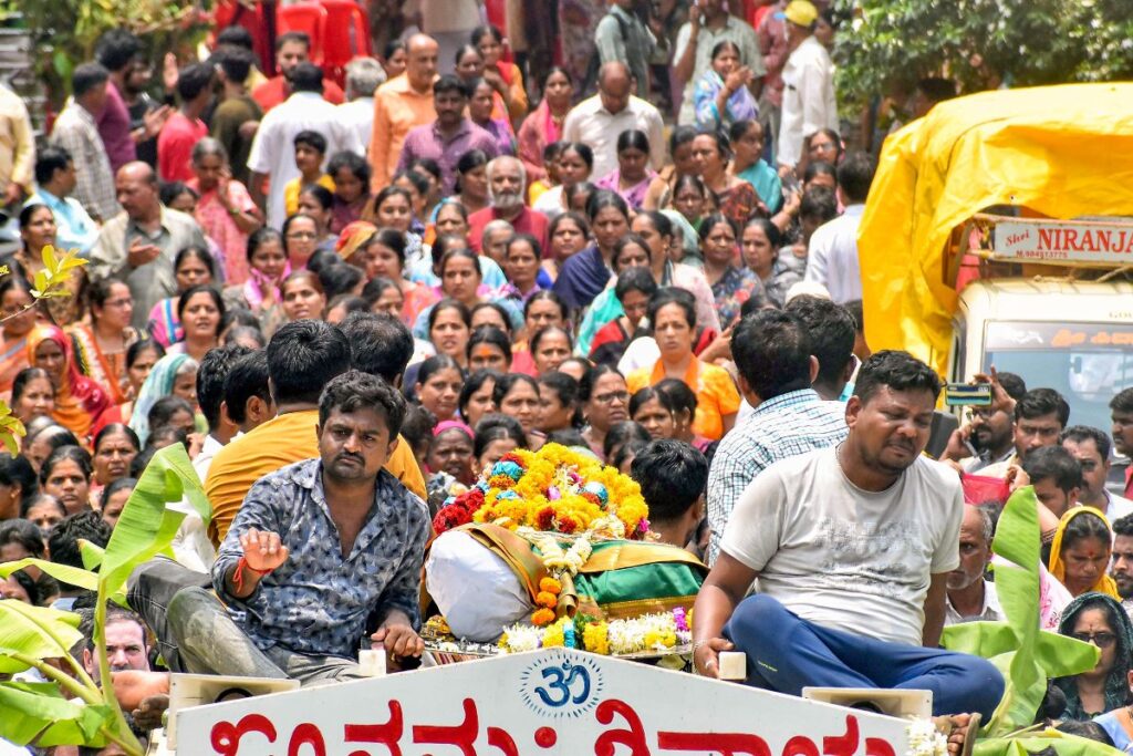 Hubballi Murder: Father Of Accused In College Campus Killing Apologises, Demands Strict Punishment