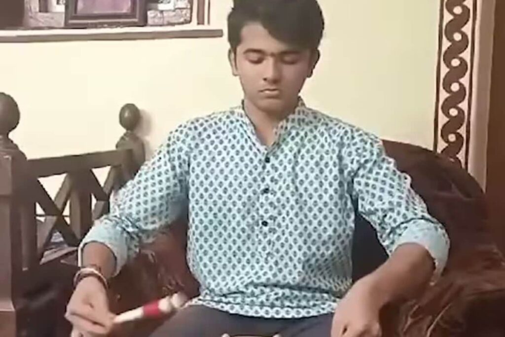 Kannada Boy Becomes Professional Chande Player After Learning From YouTube Videos
