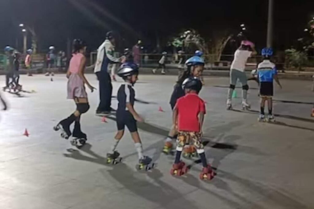 In Visakhapatnam, This Man Teaches Skating To Children For Just Rs 1,000