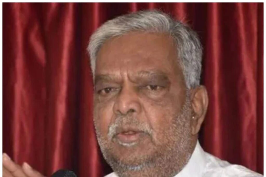 BJP MP, Ex-Union Minister Sreenivasa Prasad Passes Away