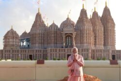 Abu Dhabi's New Hindu Temple Draws Massive Footfall: Over 350,000 Devotees Visit In First Month