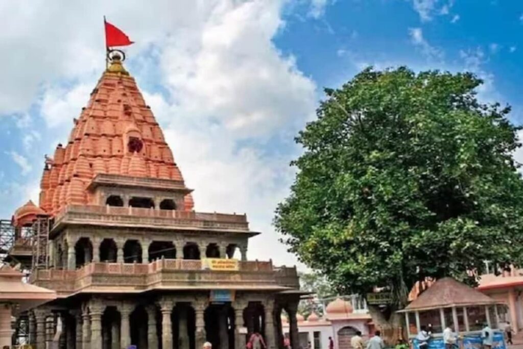 MP: Stopped from Shooting Videos, Two Women Beat Up Guards at Mahakaleshwar Temple