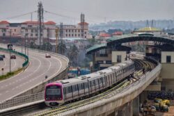 'Labourer' Stopped From Boarding Bengaluru Metro Over Dirty Clothes, Unbuttoned Shirt; BMRCL Clarifies