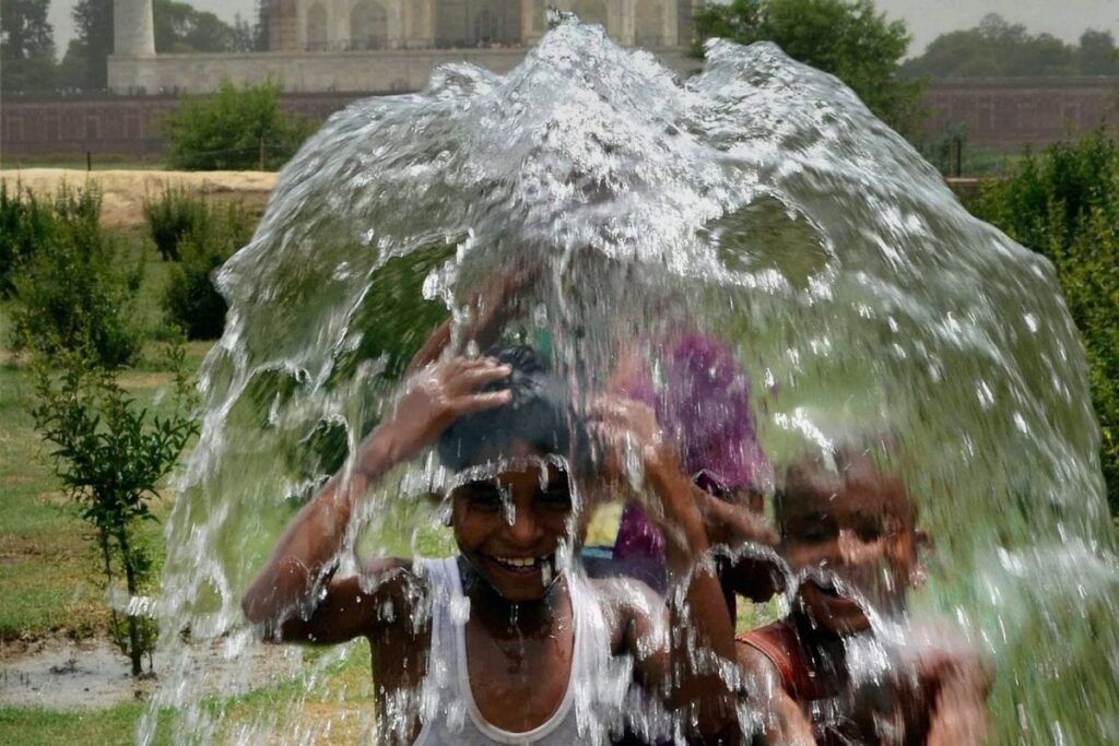 IMD Predicts Heatwave In Next 2 Days, Heavy Rainfall in These States | Details Here