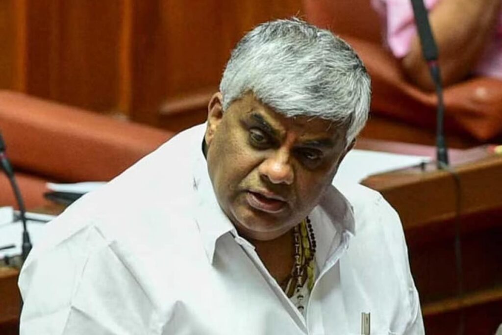 Karnataka HC Says Trial Court Order Appeared To Have 'Errored' in Granting Bail to HD Revanna in Kidnapping Case