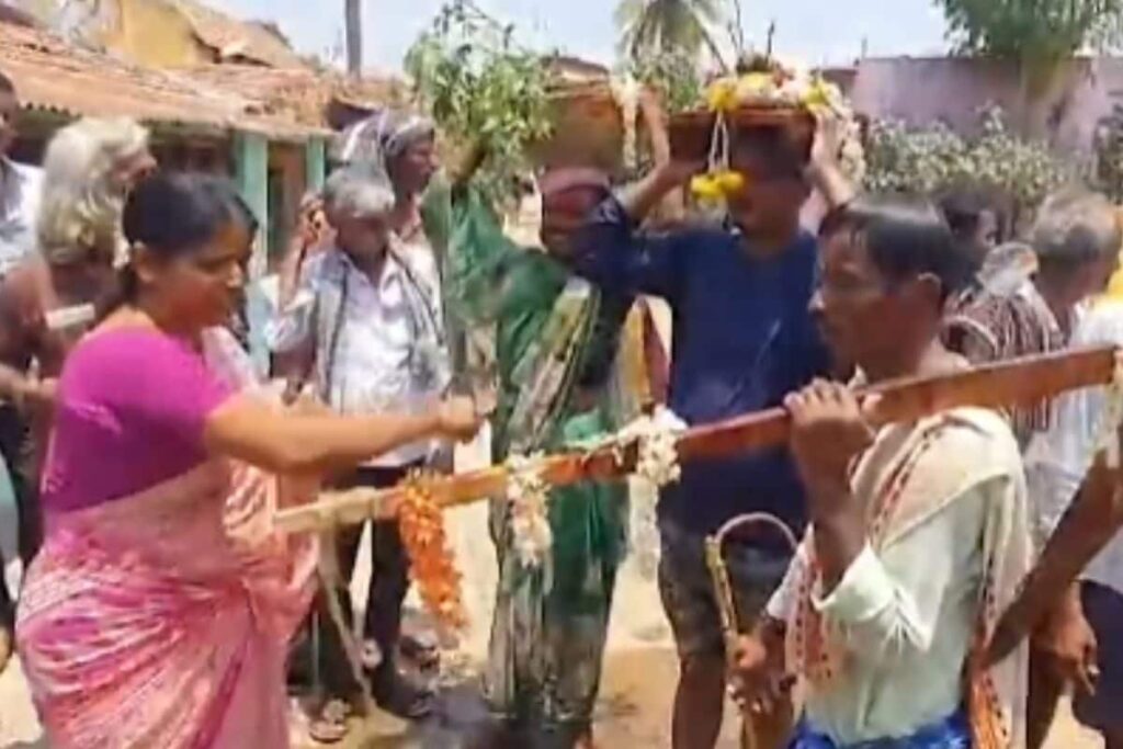 In This Karnataka Village, Saree-clad Man Leads Procession To Please Rain God Varuna