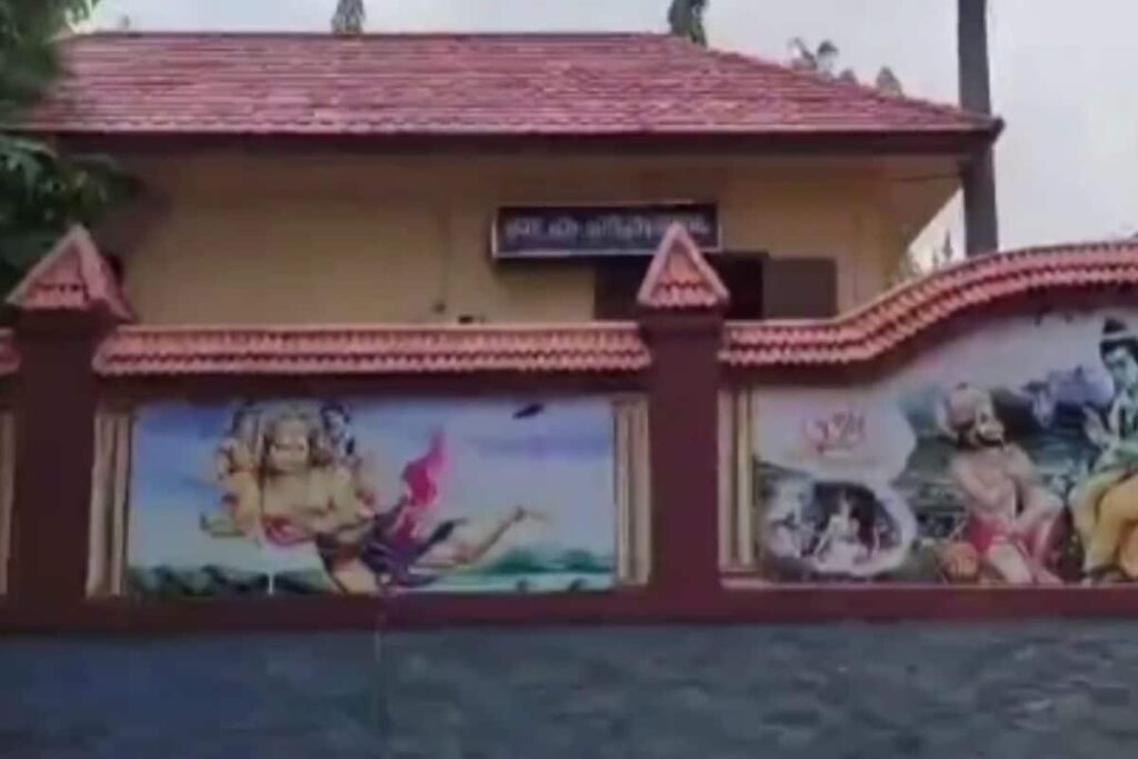 In Kerala, This Hanuman Temple Carries Paintings Depicting Chapters From Ramayana