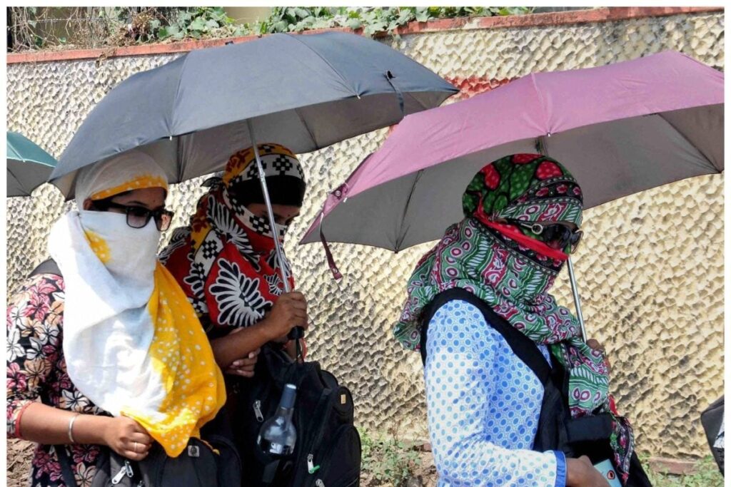 Mercury Continues to Soar in Himachal, MeT Sounds Yellow Alert for Heat Wave in Lower Hills