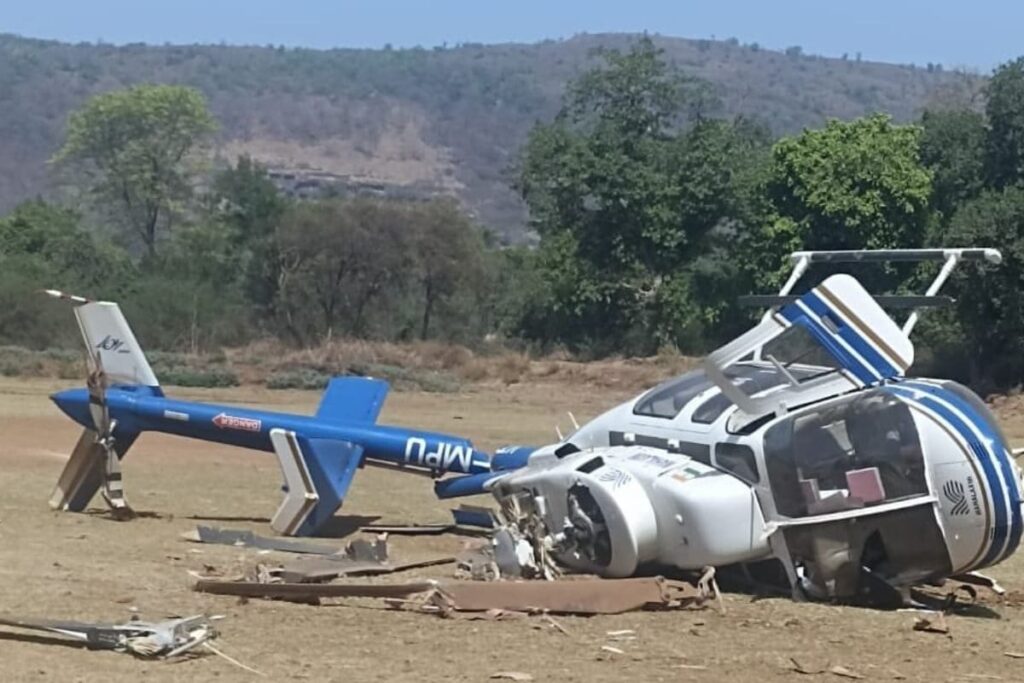 Private Helicopter En Route to Pick Shiv Sena Leader Tilts During Landing In Raigad, Pilot Injured