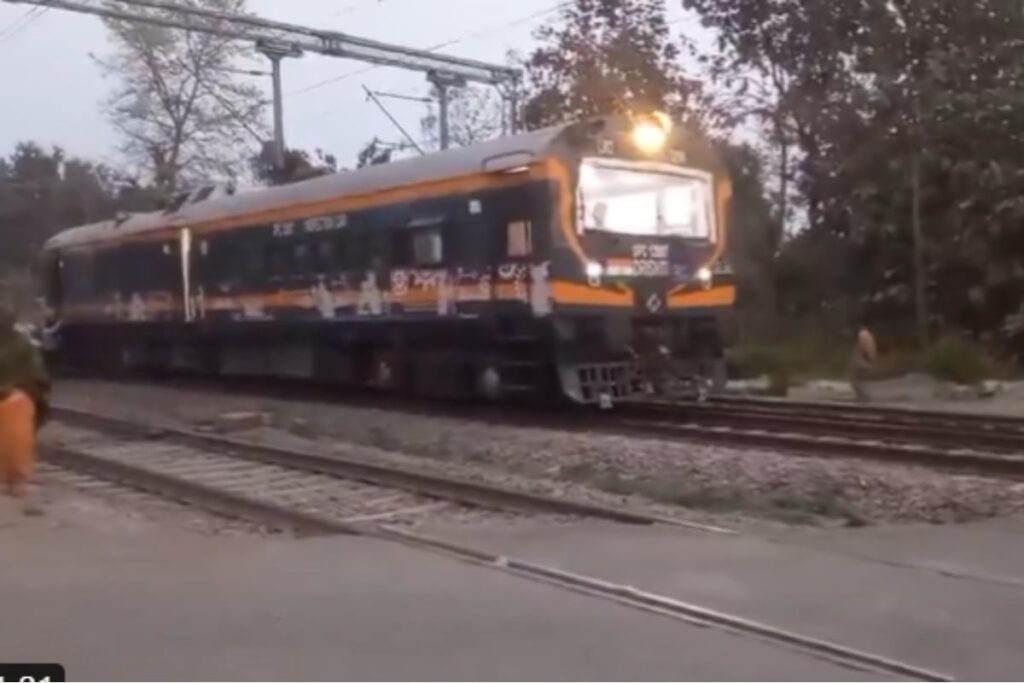 Man Gives Triple Talaq To Wife In Moving Train, Flees After Beating Her