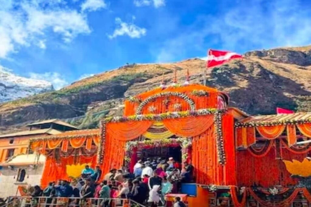 Over 650 Pilgrims Return Without Badrinath Darshan, Authorities Stress Mandatory Registration