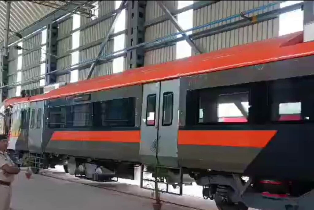 First Look of India's Futuristic Vande Bharat Metro Unveiled, Testing Set for July | Watch Now