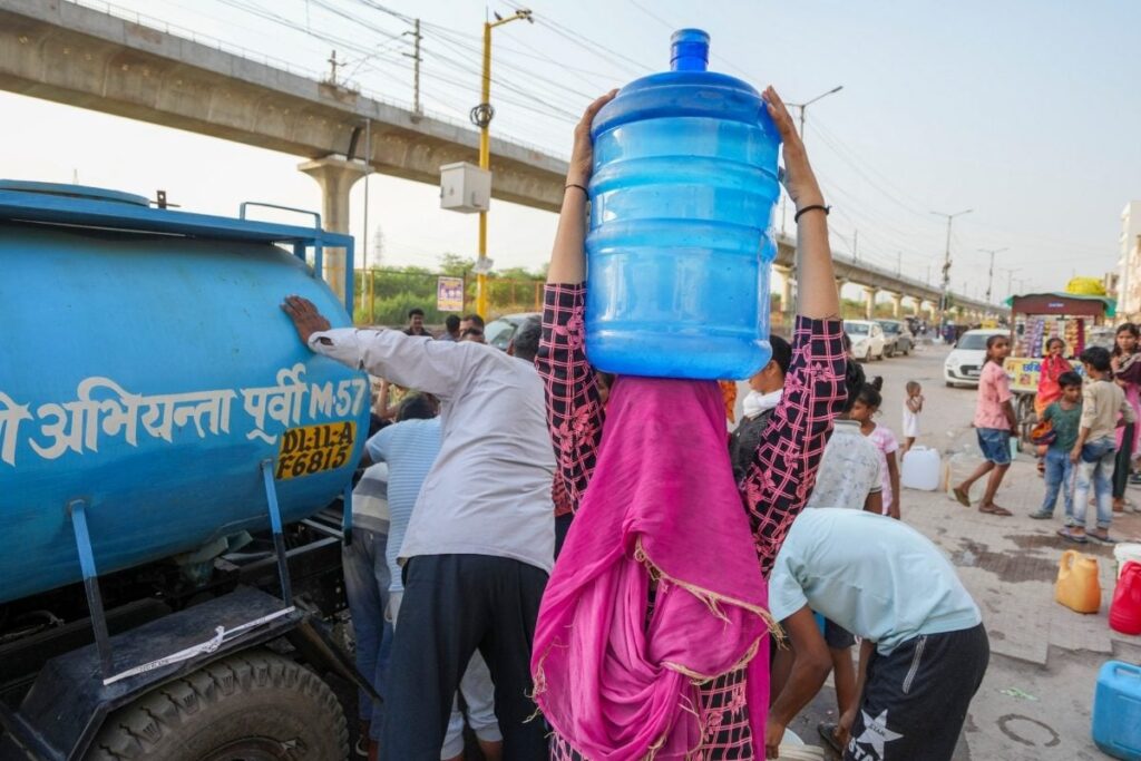Supreme Court Raps Himachal Over U-Turn On Water Sharing, Asks Delhi to Seek Yamuna Board's Help Amid Crisis