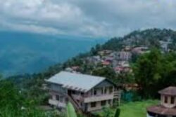 This Scenic Hidden Gem Near Bengal’s Kalimpong Is Perfect For A Summer Getaway