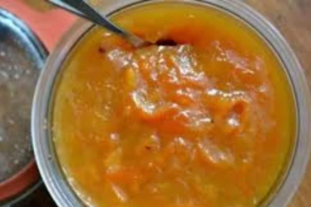 Want To Add New Flavour To Your Food? Try This Lip-smacking Kaipuli Chutte Pajji Chutney