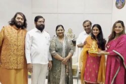 Mukesh Ambani Meets Maharashtra CM Eknath Shinde to Invite Him For Anant Ambani and Radhika Merchant's Wedding