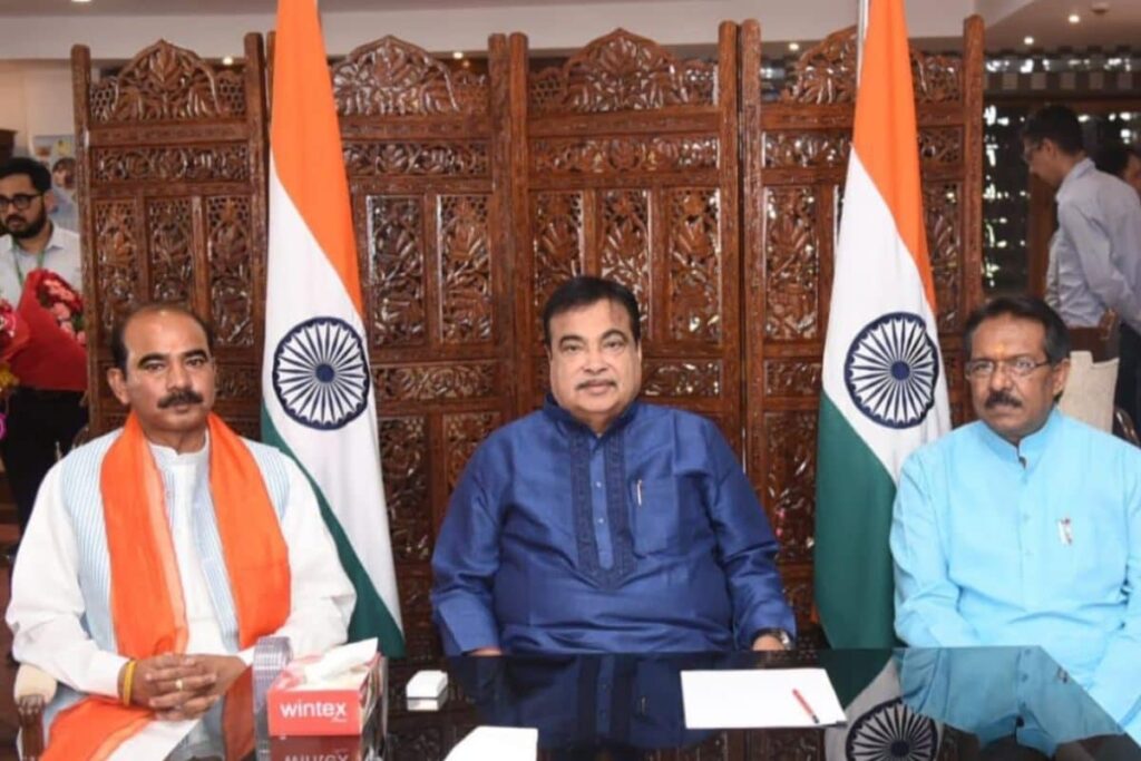 Nitin Gadkari Takes Charge as Minister of Road Transport and Highways