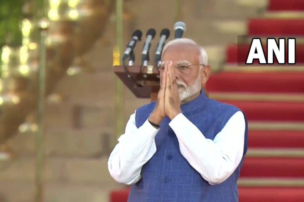 News18 Evening Digest: PM's Swearing-In At Rashtrapati Bhavan To Start Shortly & Other Top Stories