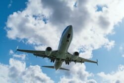 Woman De-boarded From Plane After Chaos, Bites Hand of Security Officer In Lucknow