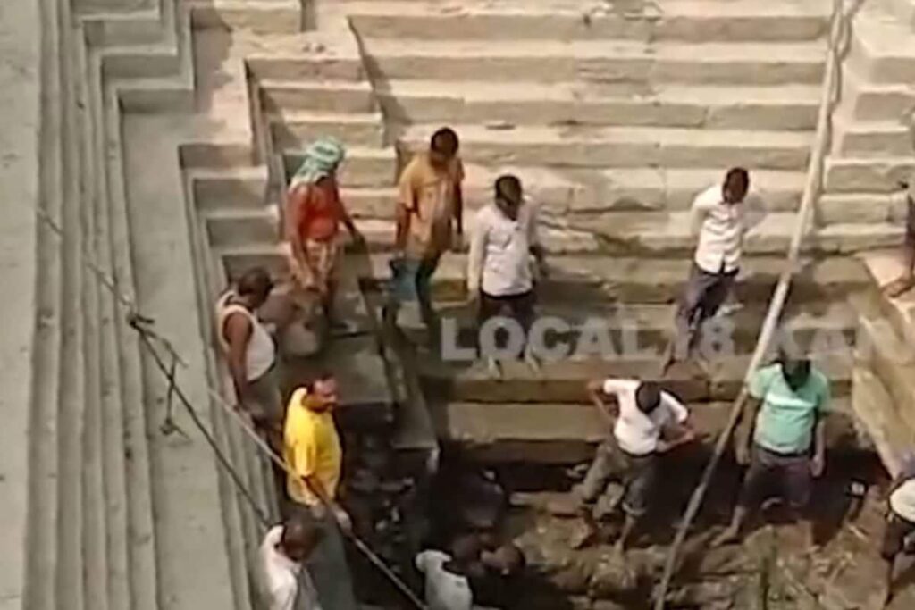 In This Karnataka Village, 50 Young Boys Came Together To Clean A 500-year-old Well
