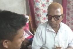 This Assamese Artist Is Gaining Recognition For Acting In Plays Despite Losing His Eyesight
