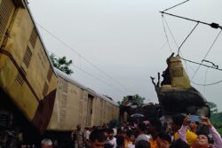 Kanchanjunga Express Accident LIVE: 8 Killed, Around 60 Injured; Unaffected Part Of Train Leaves Spot
