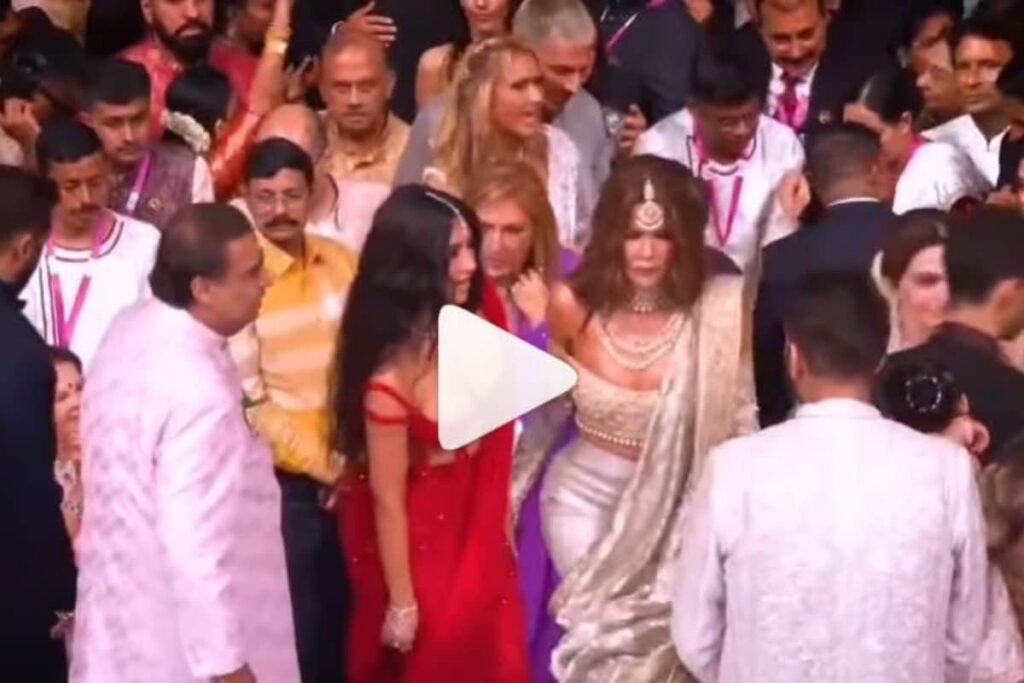From John Kerry to the Kardashians, How Ambani Family Members Welcomed Guests from Abroad | WATCH Full Video