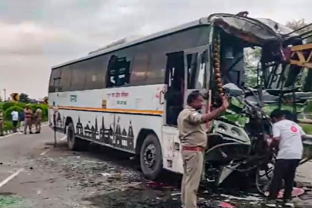3 Dead, 49 Injured in Head-on Bus Collision on Delhi-Bareilly Highway in UP's Rampur