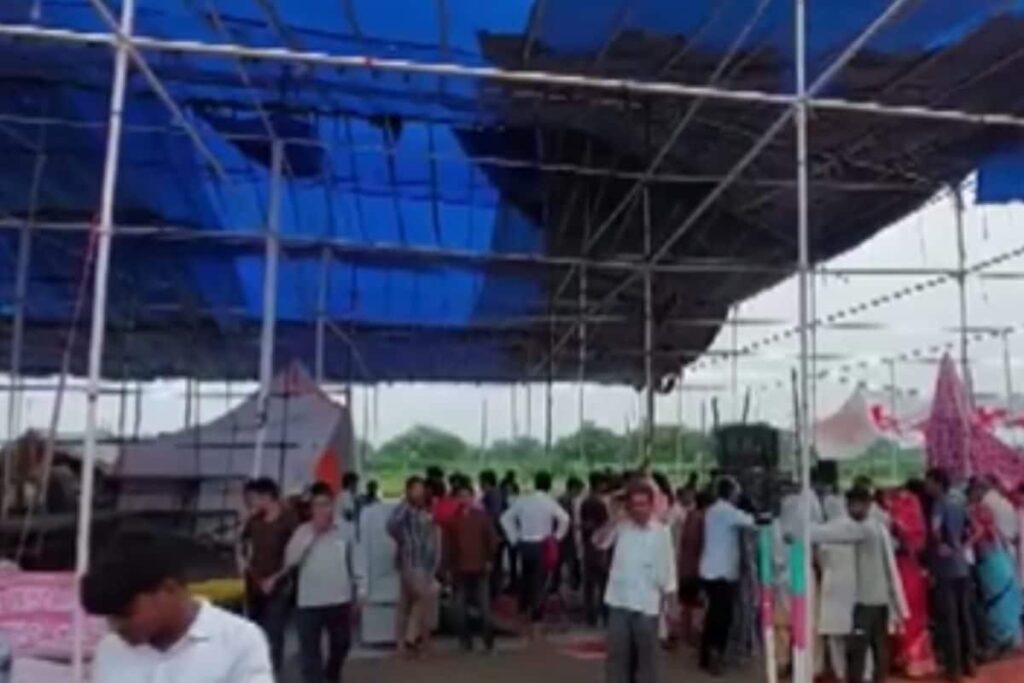 Neighbours Divided Over Hathras Stampede Main Accused Madhukar's 'Fault'