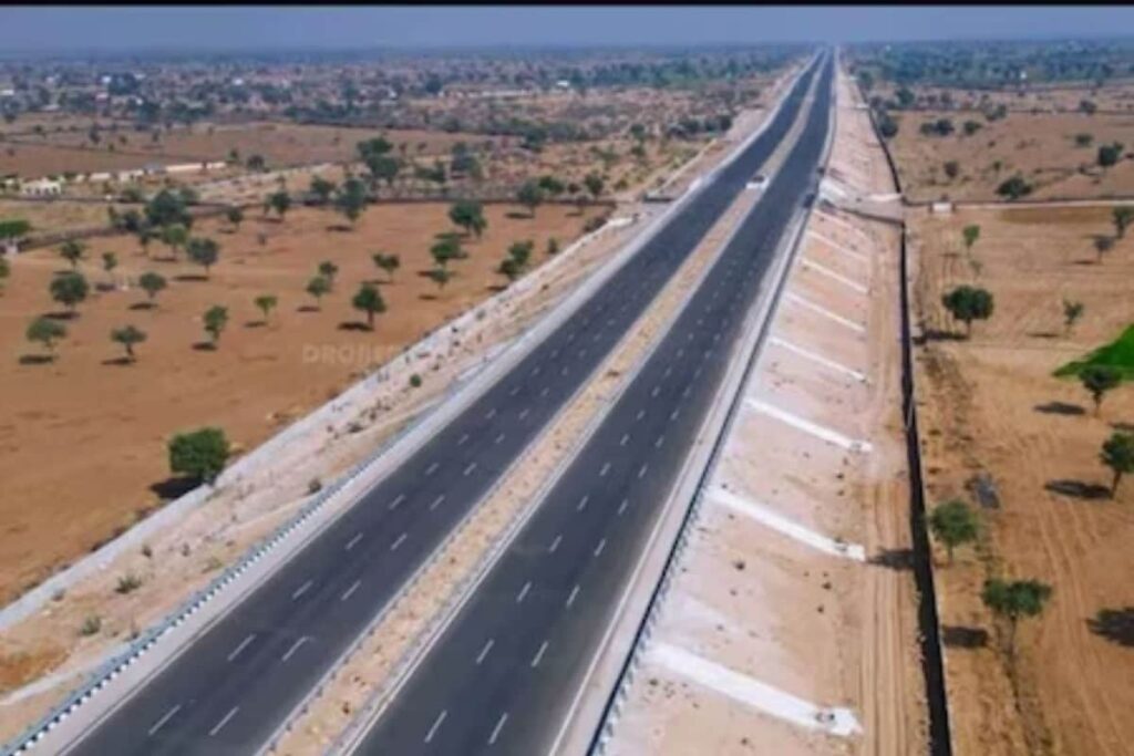 Delhi-Mumbai Expressway: 1,136 Km of Total 1,386 Km Ready, Oct 2025 Final Deadline, Govt Tells Parliament