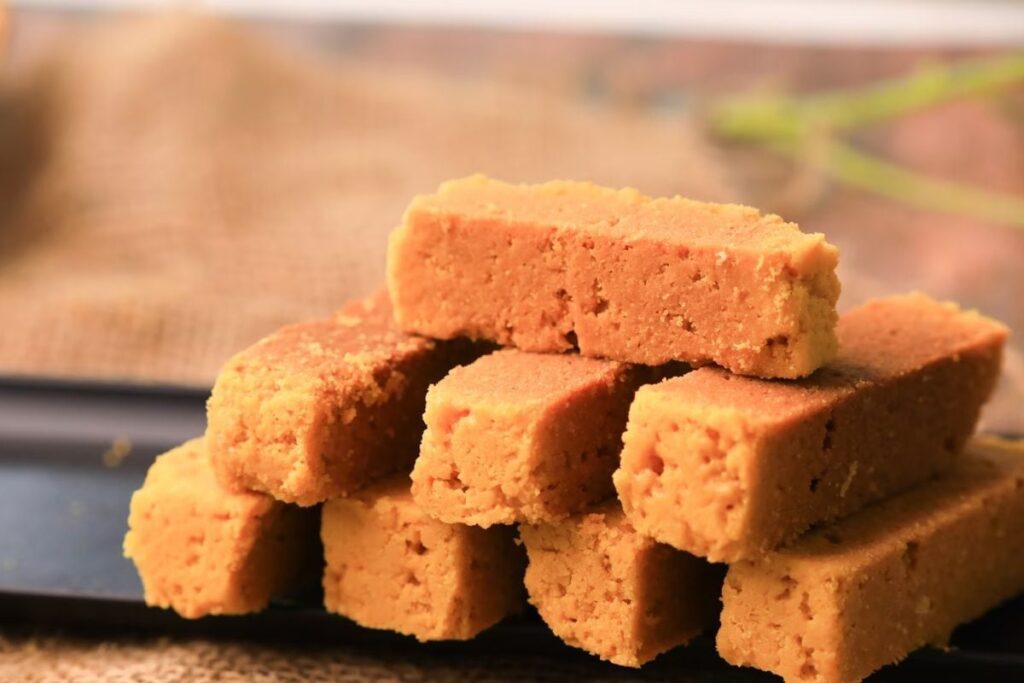 At Karnataka’s Chamundeshwari Devi Temple, 25000 Mysore Paks To Be Served As Prasad