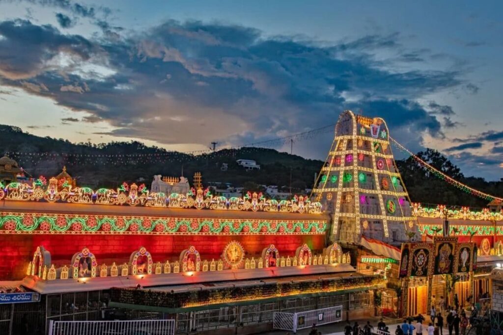 Planning A Trip To Thiruvananthapuram? This Beach Has To Be On Your Itinerary