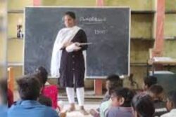 In Tamil Nadu’s Villupuram, Graduate Volunteers Teach Children For Free