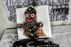 Bengal Artist Uses Tea Beans And Leaves To Craft Lord Jagannath Idol
