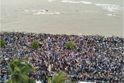 Marine Drive Jampacked: Cops Issue Traffic Advisory As Thousands Gather For Team India's Victory Parade