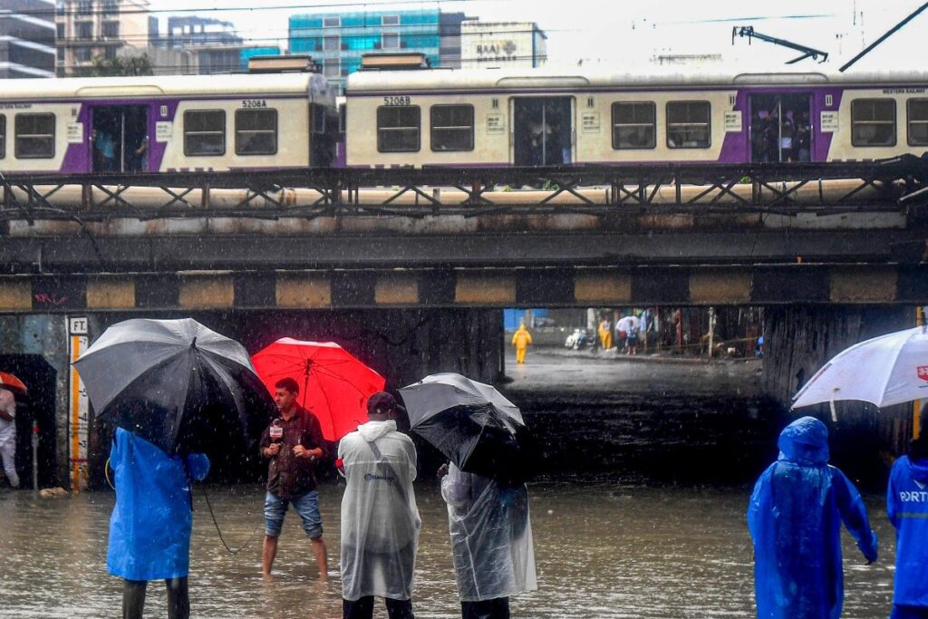 Mumbai On Red Alert Till Tomorrow As Rain Wreaks Havoc, Police Request People To 'Stay Indoors'