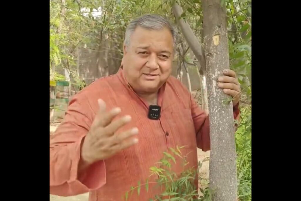 Project One Tree: Meet ‘Peepal Baba’ Whose Inspiring Journey Started With One Tree in 1977