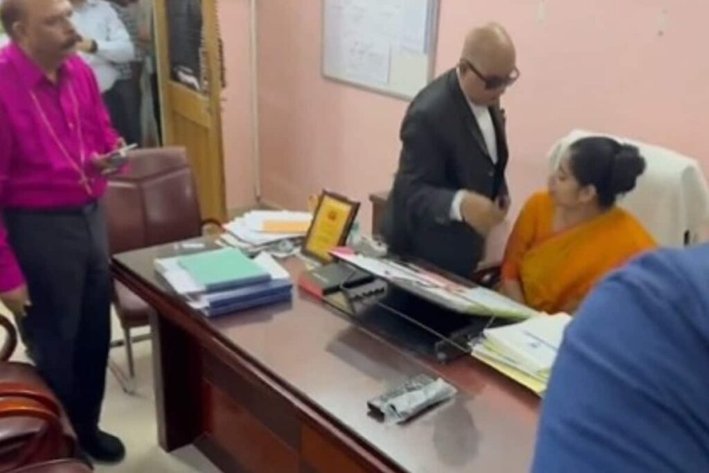 Woman Principal Pulled From Chair, Forced Out Of Office In Prayagraj; Video Goes Viral