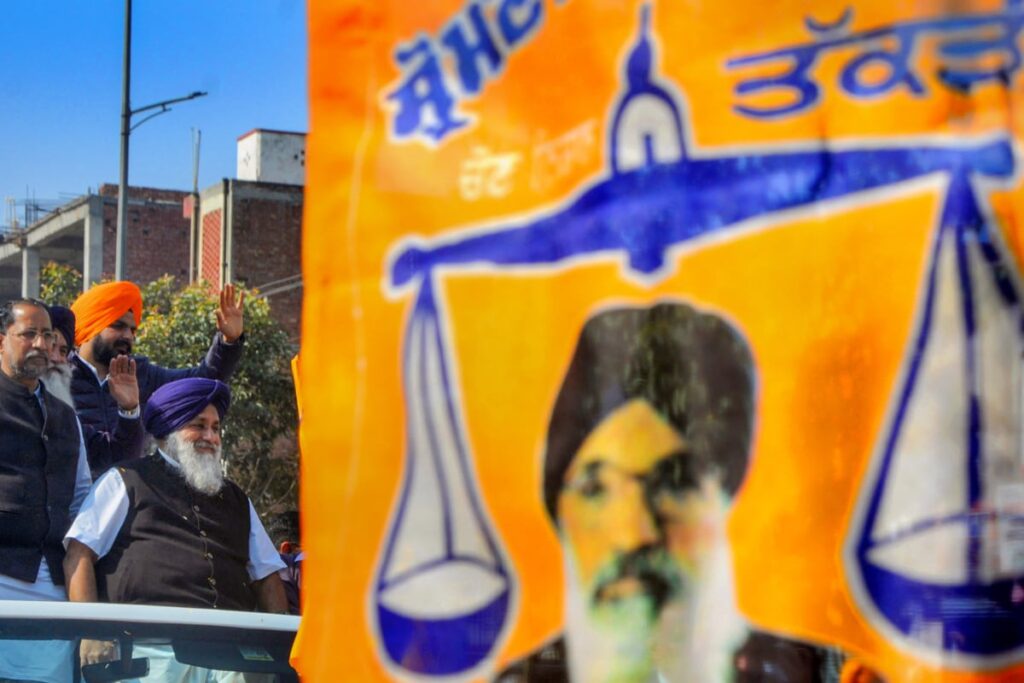 Shiromani Akali Dal Expels Eight Rebel Leaders