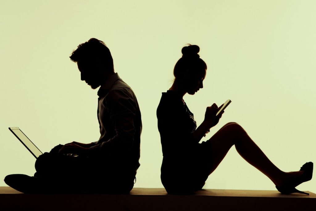 Depriving Spouse of Being On Facebook and Instagram May Amount to Cruelty in Marriage: Telangana HC