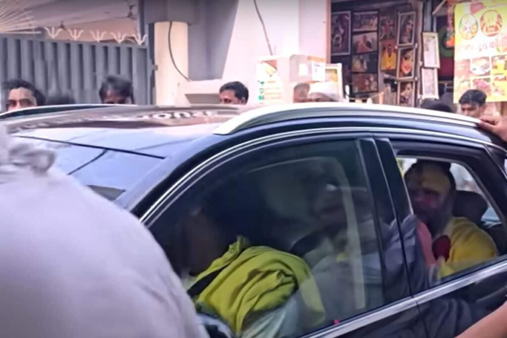 Premanand Maharaj's Audi Maneuvers Close Call with Oncoming Vehicle, Video Goes Viral