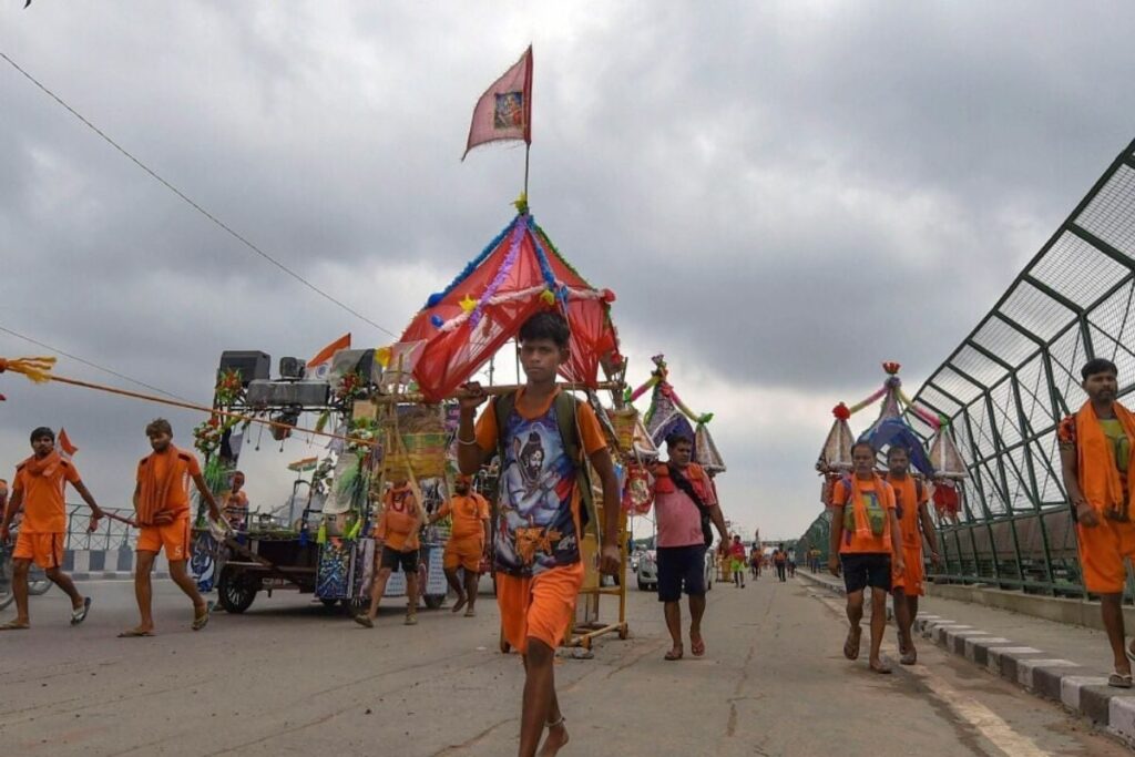 UP Says Shops On Kanwar Yatra Route Must Display Owners' Names, Uttarakhand Follows Suit Amid Massive Row