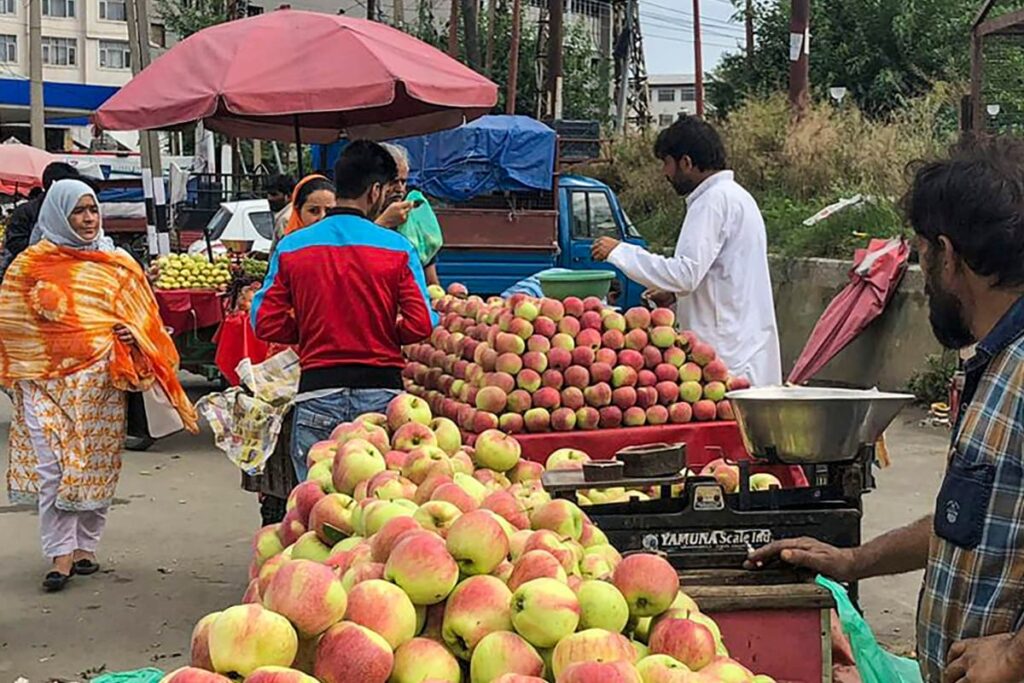 The Sticker on Your Apples and Oranges Has Nothing to do With the Price. Here's What It Means