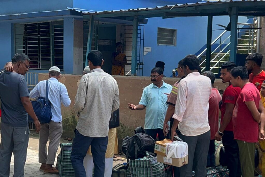 Vigil Lens | Indo-Bangla Border Limps Back To Normal, India Hopes Fragile Peace in Bangladesh Will Hold