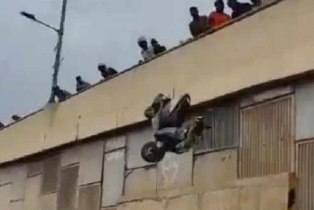 Video: Crowds, Miffed With Stunt Performers, Toss Two Scooters Off Bengaluru Flyover