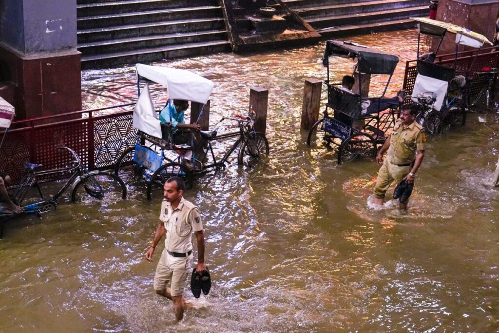 Teenagers Drown in Rainwater Filled Vacant Plot in Rohini; Delhi Police Files FIR